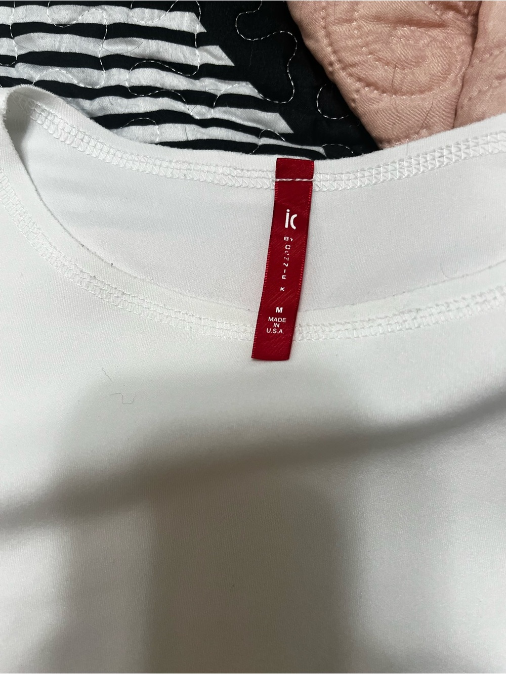 Ic by connie k Top Medium White Tank With Slit Crew Neck Long - Picture 3 of 14